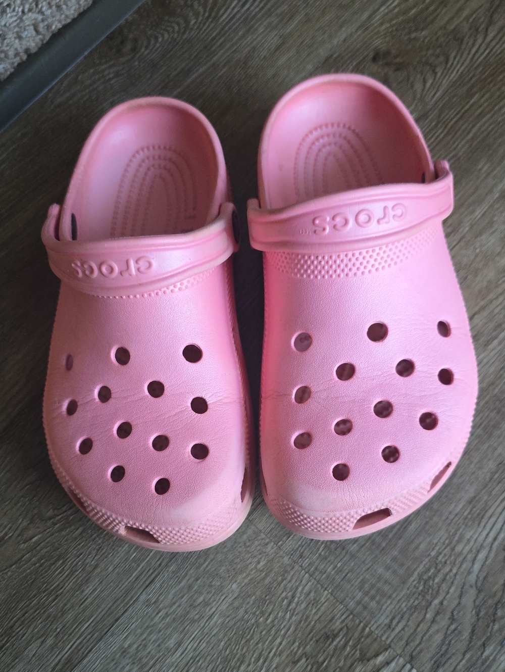 CROCS Women's Clog in Light Pink